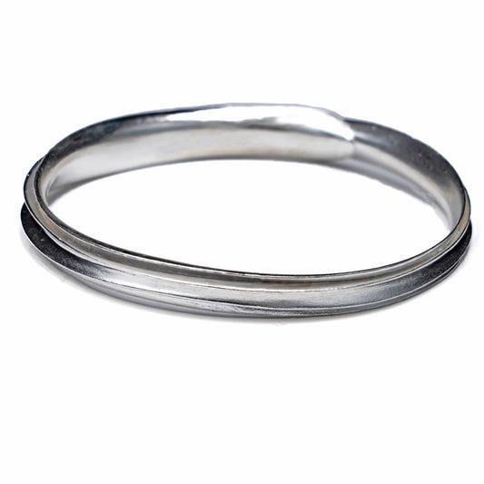 Ripple silver bangle