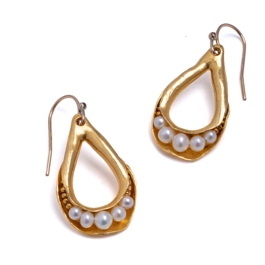 Pearl earrings