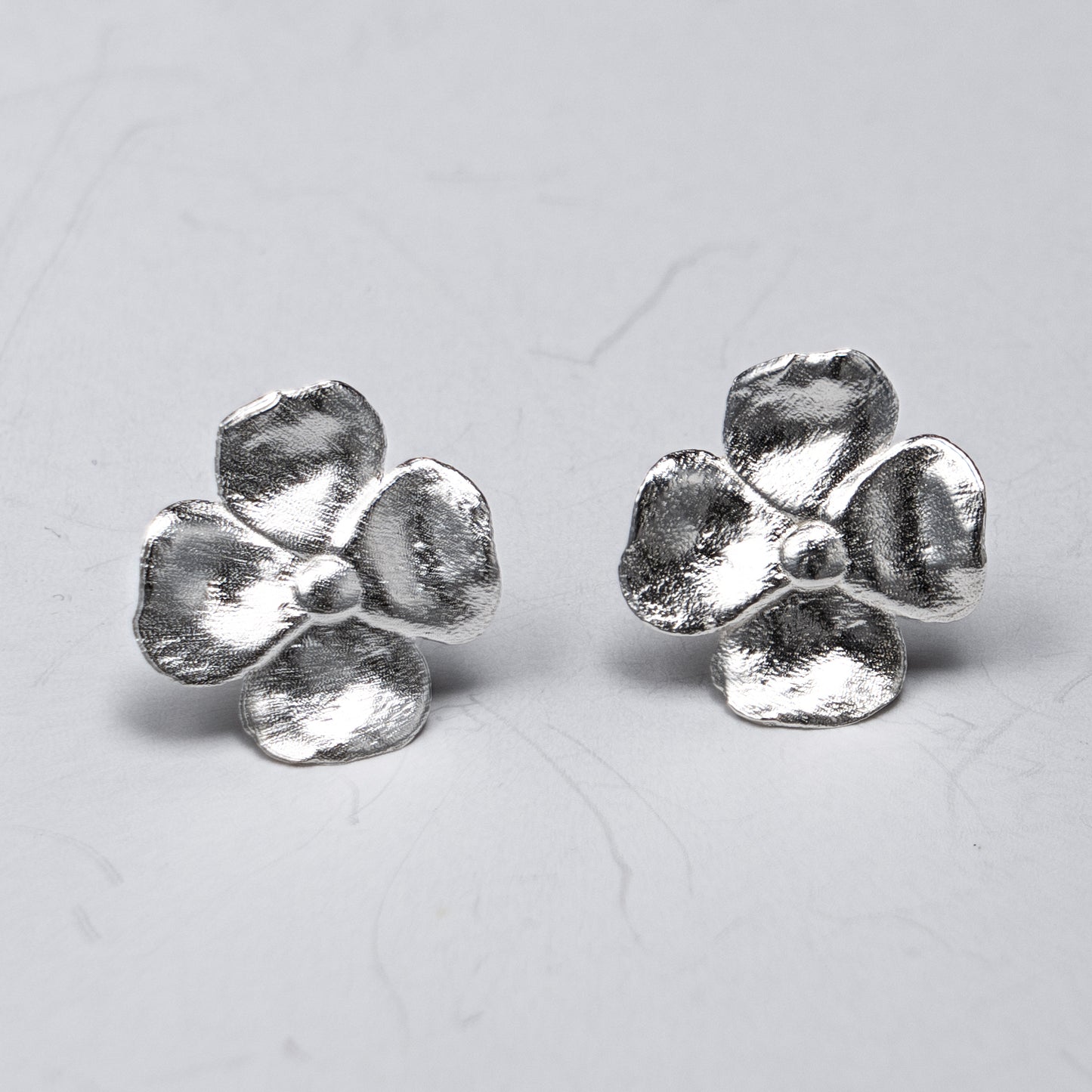 Flower earrings