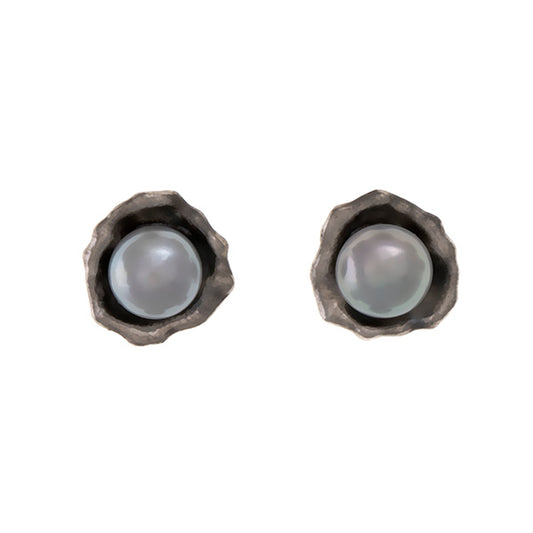 Gray pearl post earrings