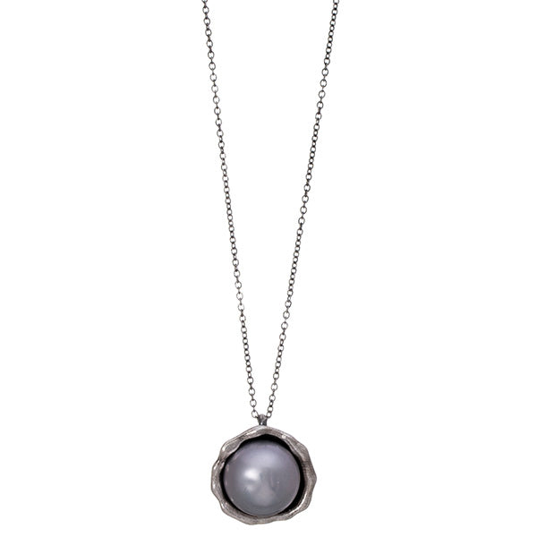 Gray pearl necklace