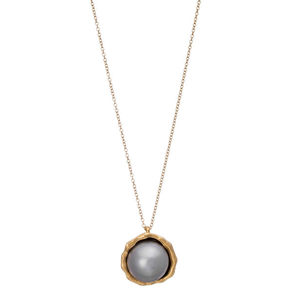 Gray pearl necklace