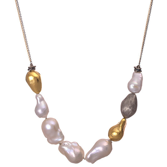 Baroque pearl necklace