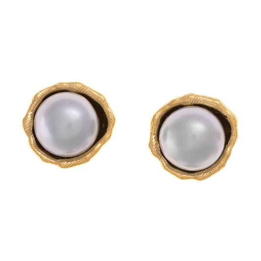 Pearl post earrings