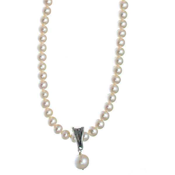 Pearl necklace